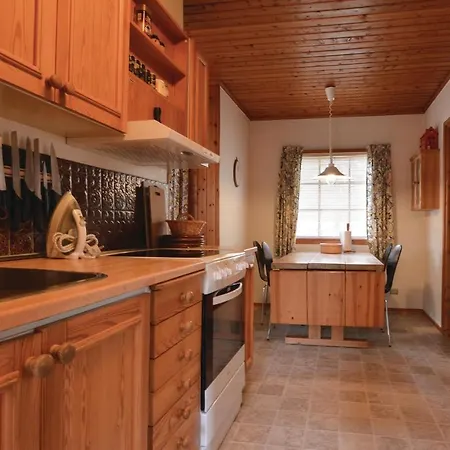 Holiday home Holiday Lynggaerdevej Hojby I Lumsas